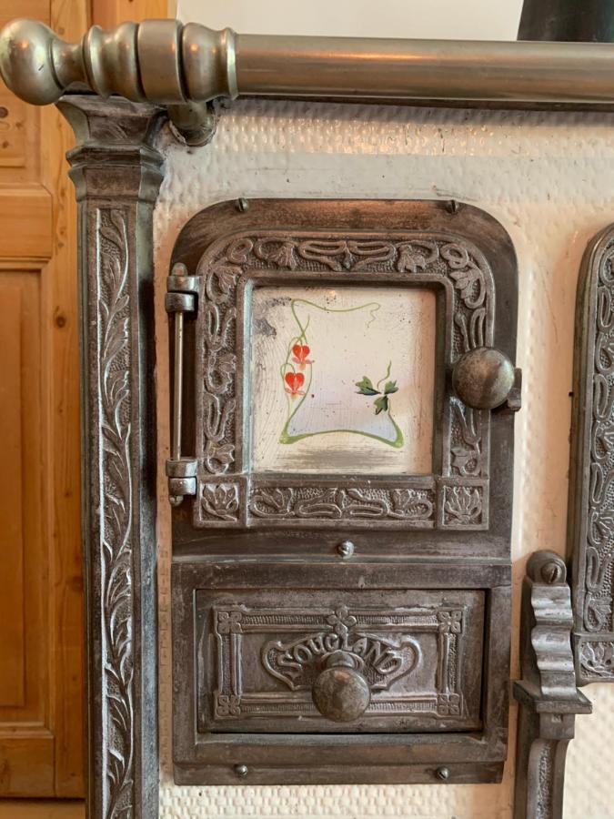 Au Cheval Blanc - Appartements Et Chambres D'Hotes Албервил Екстериор снимка